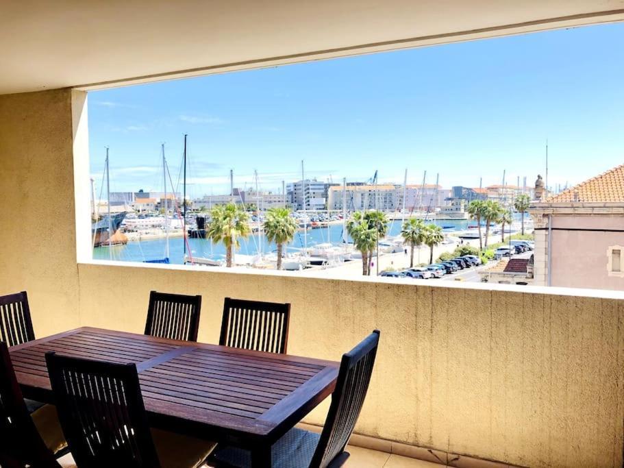 Grand Bleu Apartment Sete Luaran gambar